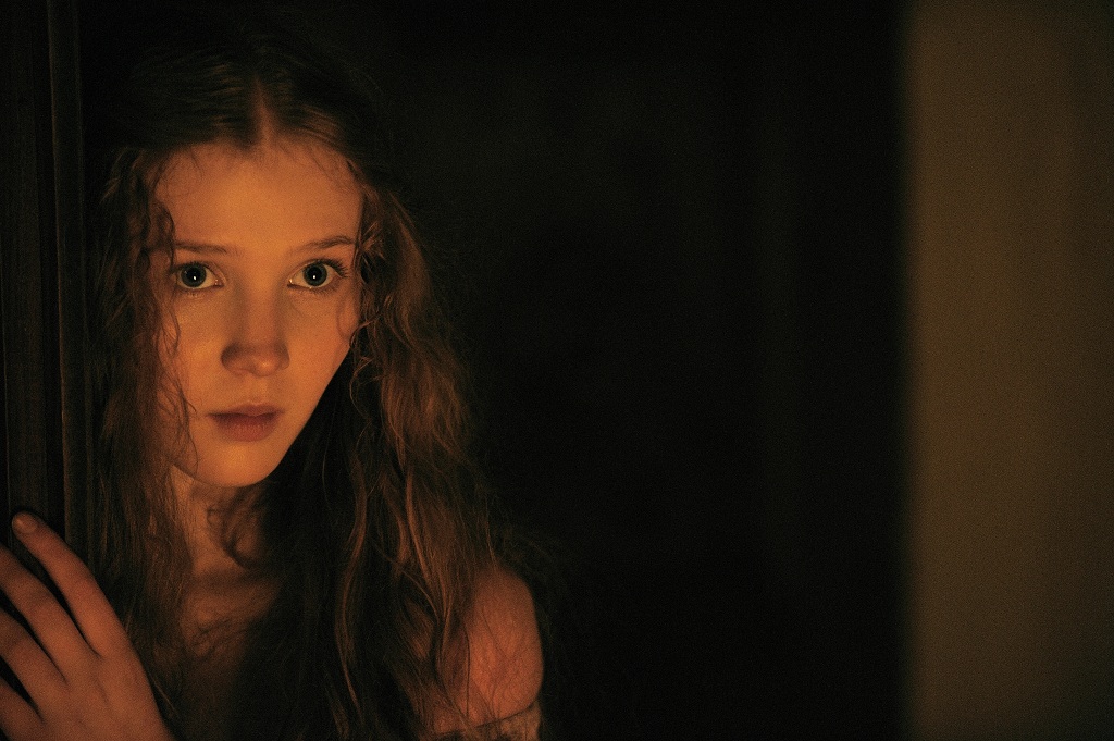 Isolda Dychauk as Lucrezia Borg...